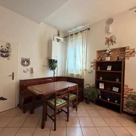 Casita - Vivi In Solo Due Passi Gasthof Ferrara